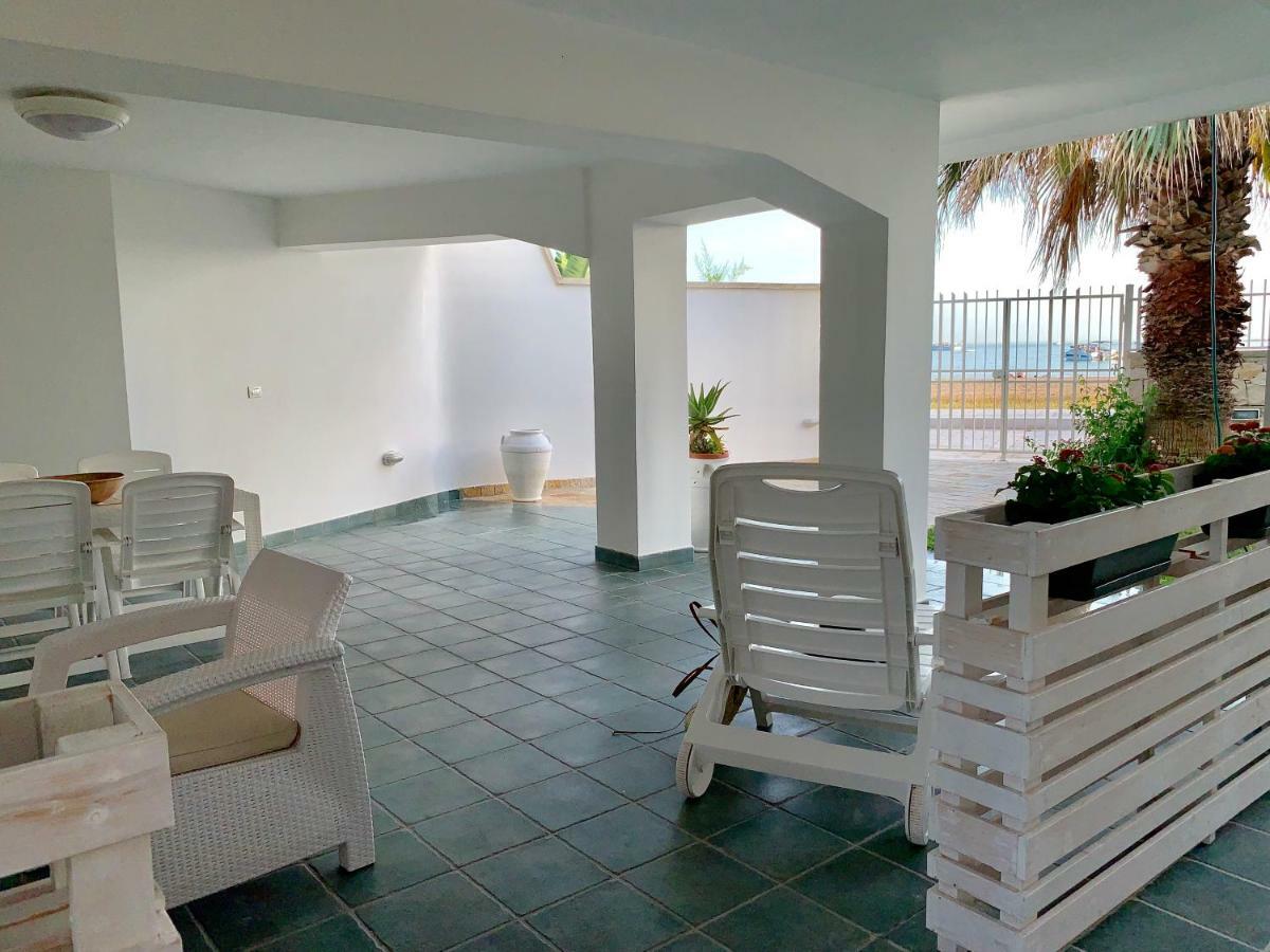 Salentoguests Villetta Sulla Spiaggia Порто Чезарео Екстериор снимка