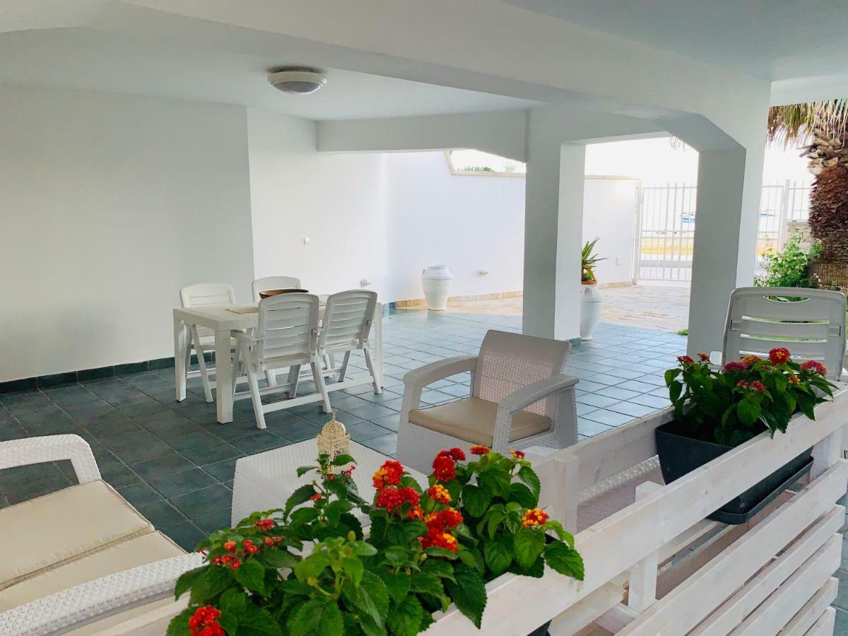 Salentoguests Villetta Sulla Spiaggia Порто Чезарео Екстериор снимка